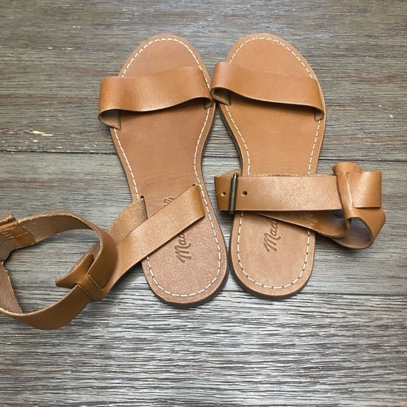 Madewell boardwalk ankle strap sandals brown leather size 6
Sold at buckle - Picture 3 of 7